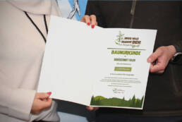 Baumschmidt Folien Übergabe Baumurkunde
